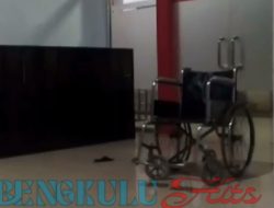 Penampakan Misterius Kursi Roda Berjalan Sendiri di RSUD Arga Makmur