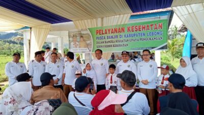 Bupati Kopli Apresiasi Pelayanan Kesehatan Warga Topos Pasca Bencana Banjir Bandang dan Tanah Longsor