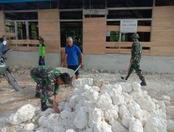 Satgas Pam Puter Enggano dan Warga Desa Malakoni Bergotong Royong Rehab Mushola An-Nur