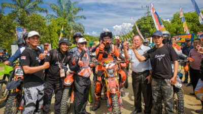 Bangkitkan Ekonomi Masyarakat, Cabup Arie : Adventure Trail Olahraga Otomotif Paling Disukai Semua Kalangan