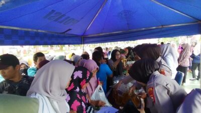 Bazar Murah Polres Bengkulu Utara Diserbu Masyarakat, Sembako Habis dalam Satu Jam