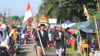 Meriahnya Pawai Budaya, Peringatan HUT RI ke-80 di Desa Sido Mukti